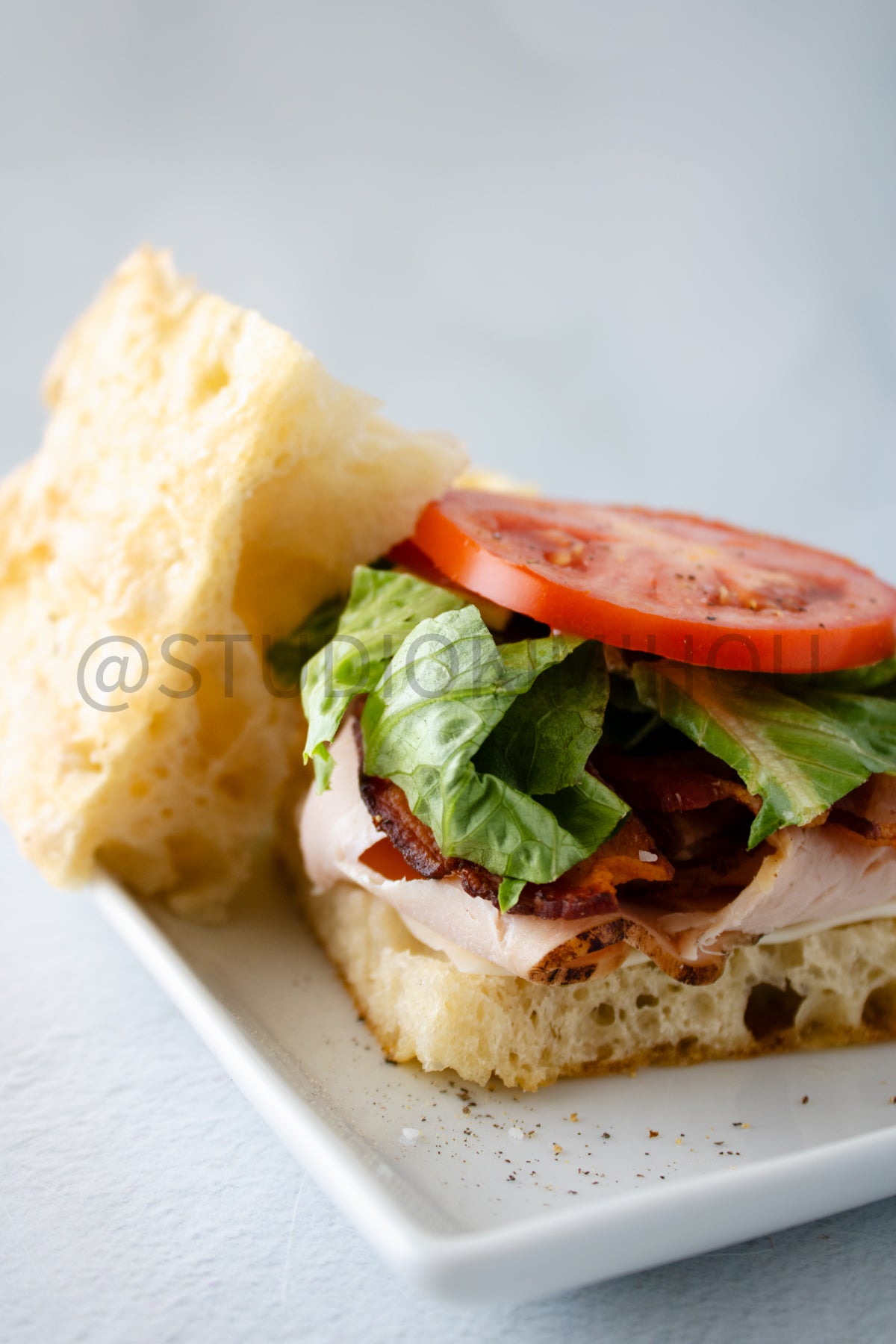 Semi-Exclusive Focaccia Sandwich Bread on Linen